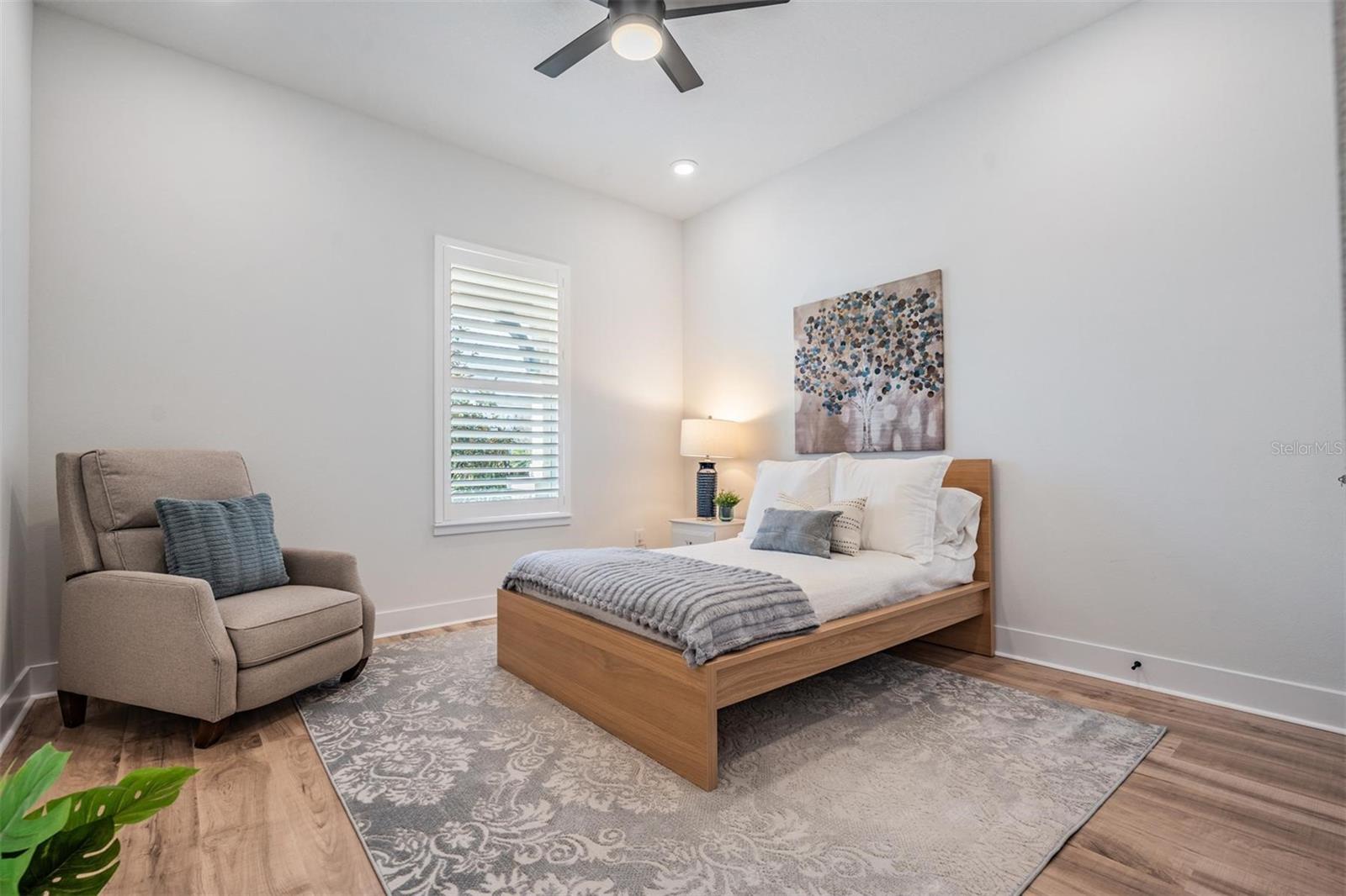 Image 26 of 51 For 3378 Tour Trace