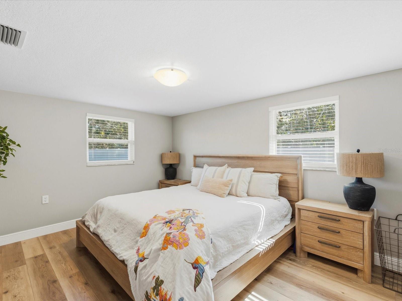 Image 16 of 90 For 5532 Berlin Drive