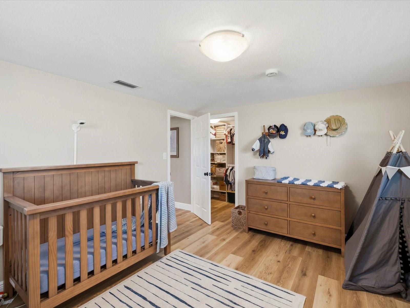 Image 23 of 90 For 5532 Berlin Drive