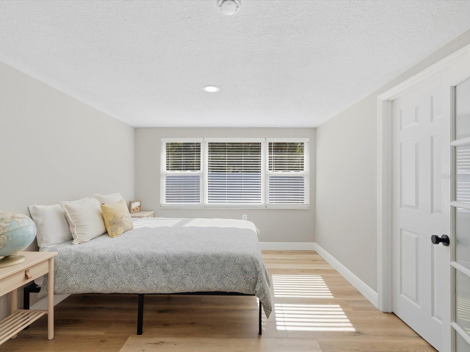 Image 26 of 90 For 5532 Berlin Drive