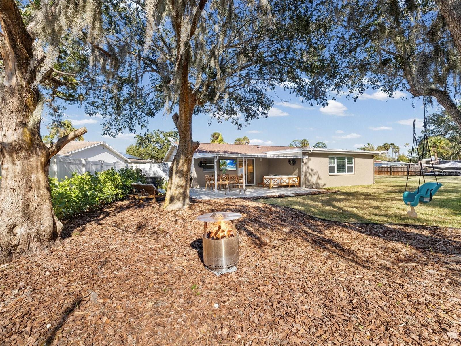 Image 36 of 90 For 5532 Berlin Drive