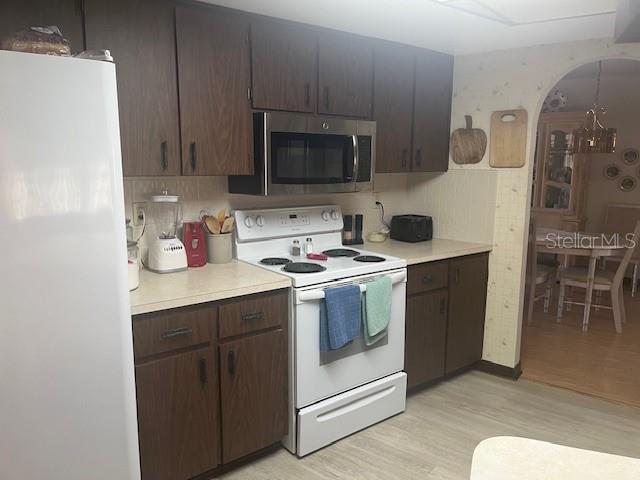 Image 17 of 40 For 9030 Hernando Way