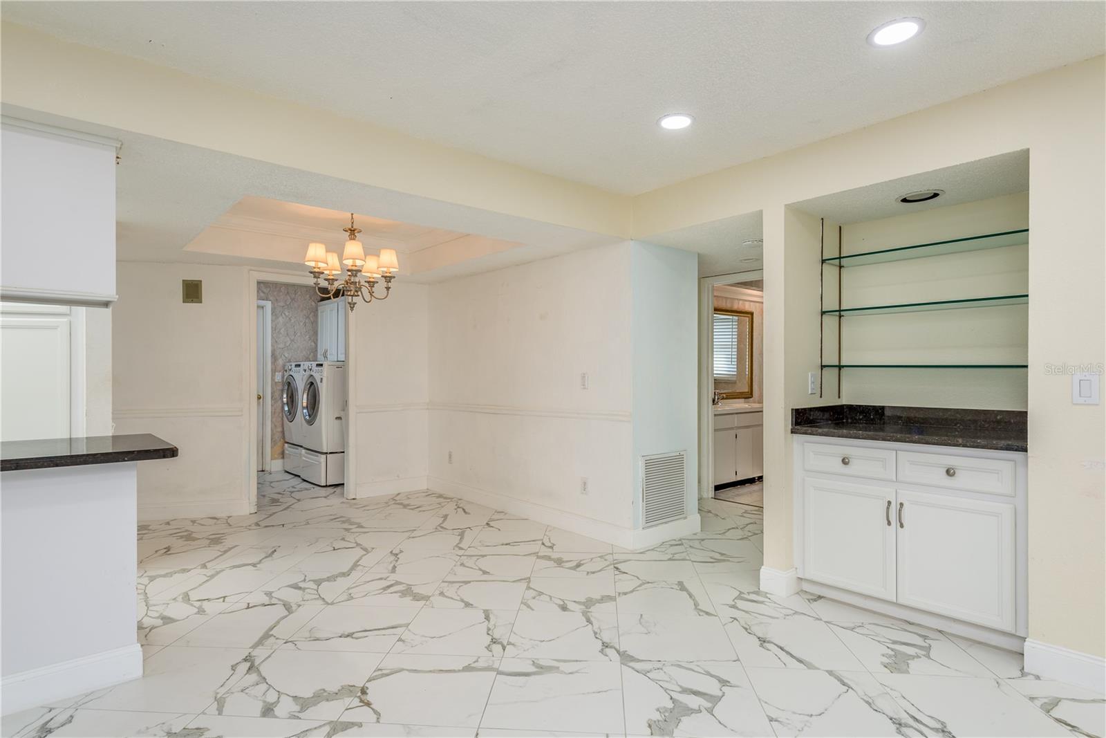 Image 16 of 47 For 2654 Augusta Drive N