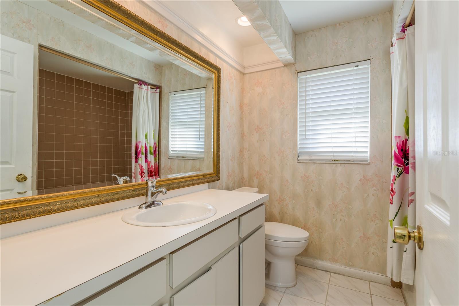 Image 30 of 47 For 2654 Augusta Drive N