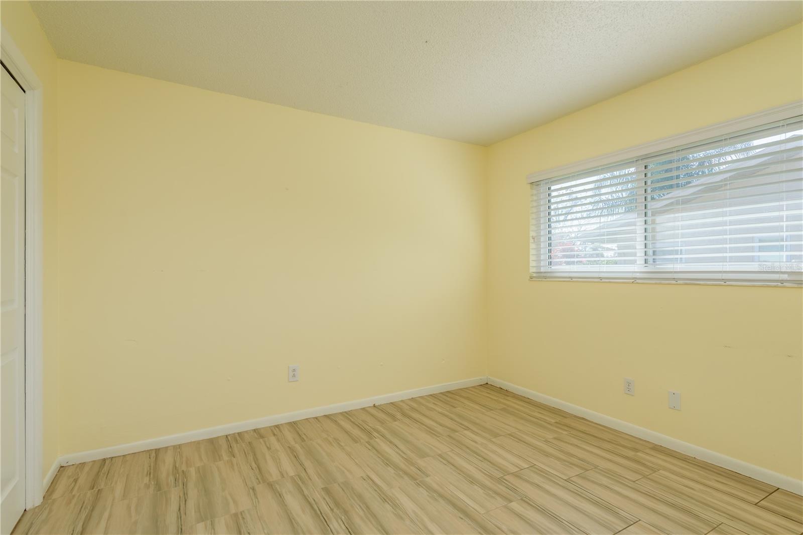 Image 31 of 47 For 2654 Augusta Drive N