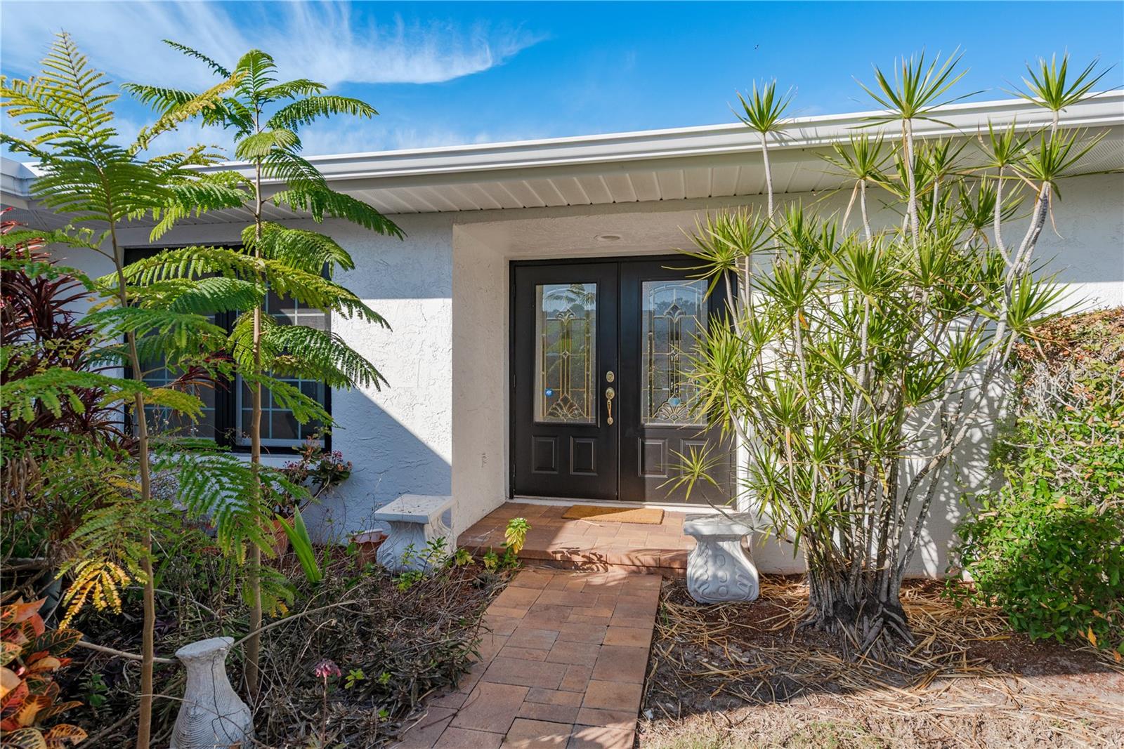 Image 4 of 47 For 2654 Augusta Drive N