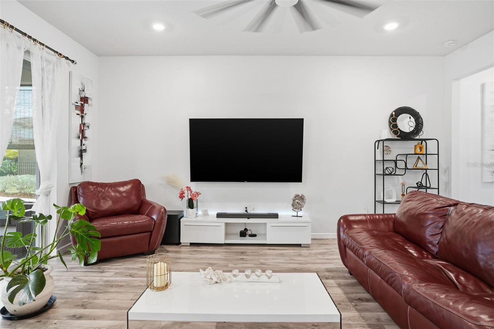 Image 6 of 54 For 4522 Emprise Way