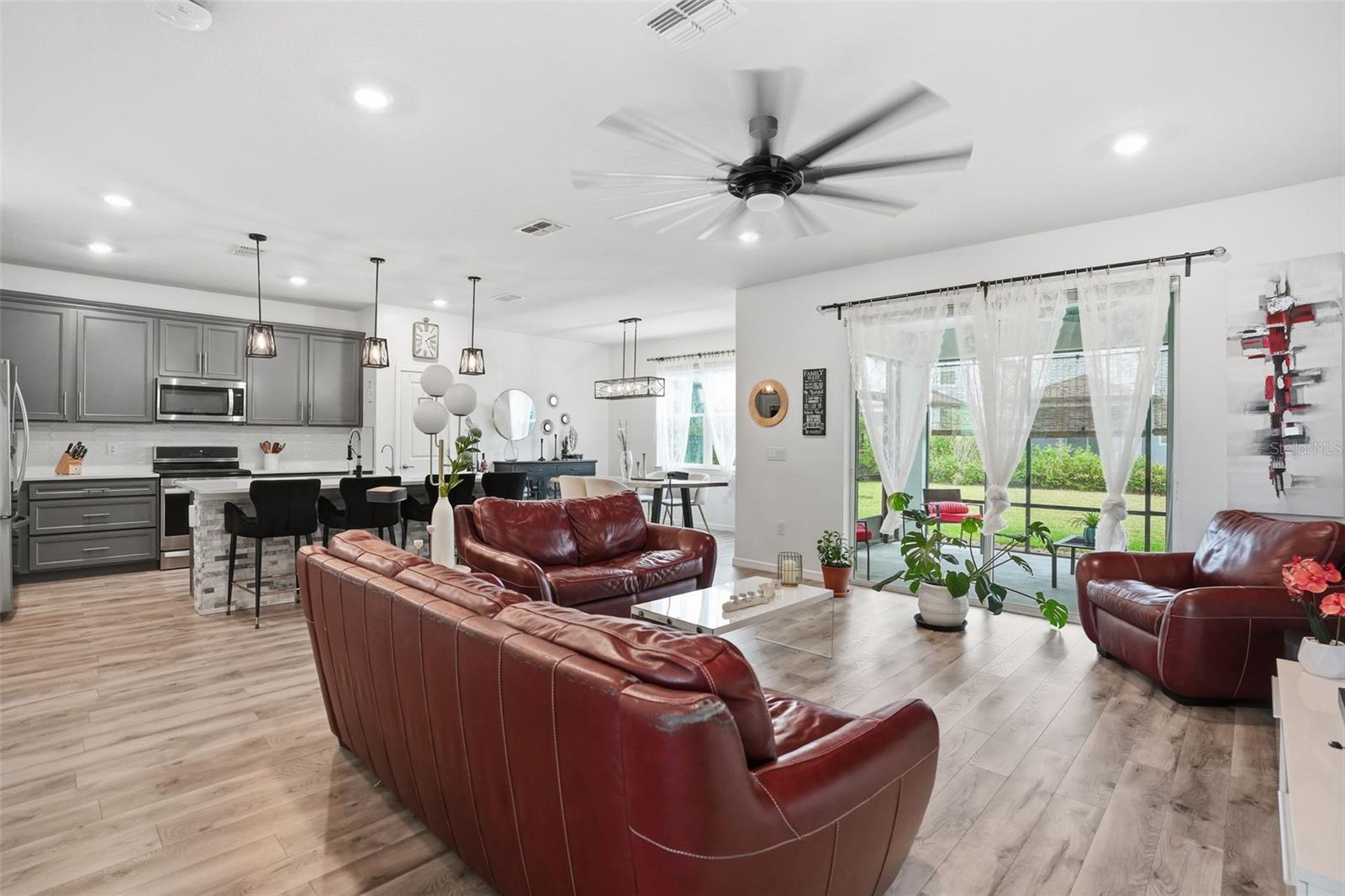 Image 8 of 54 For 4522 Emprise Way