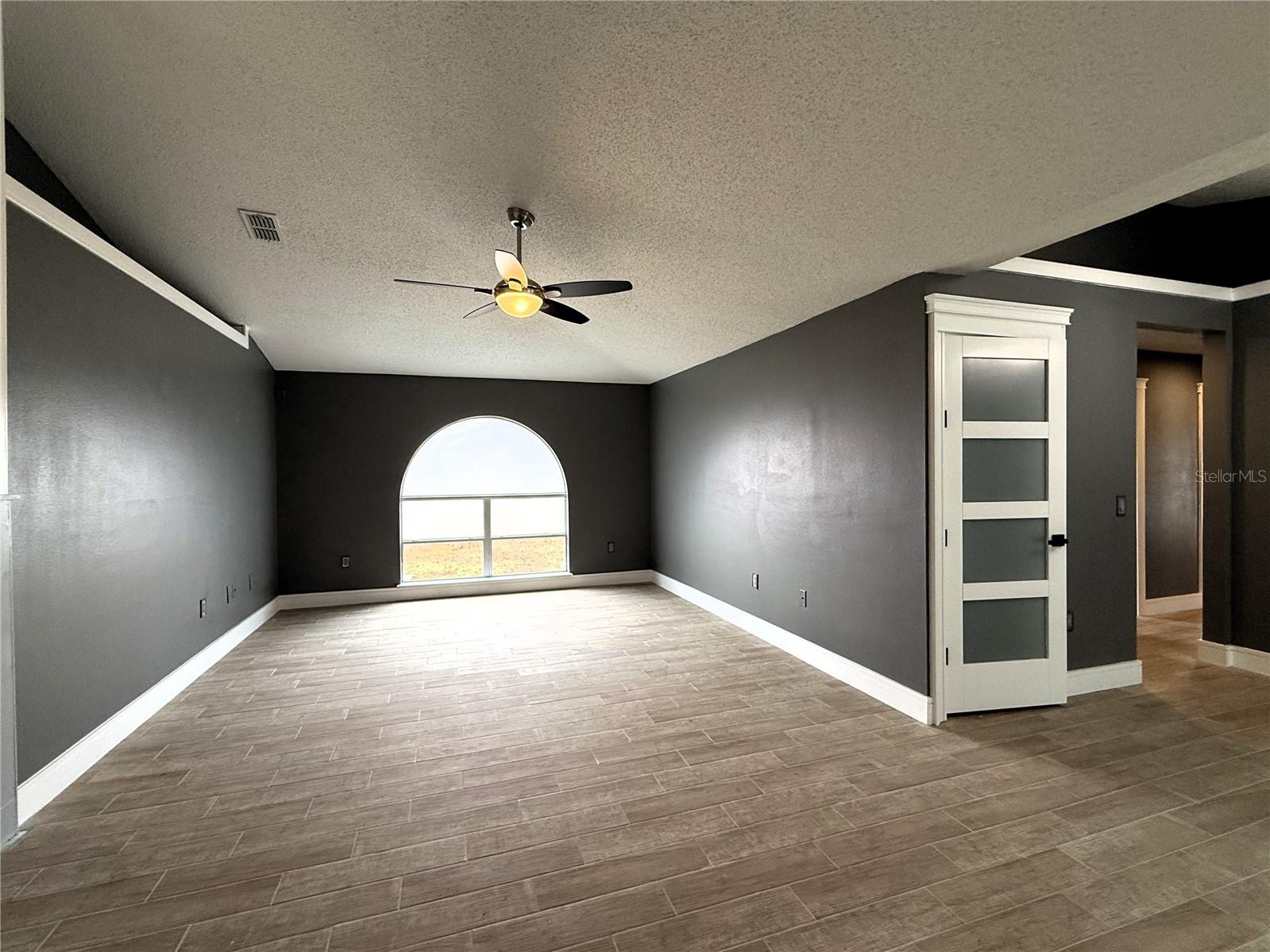 Image 15 of 64 For 6172 Raleigh Street