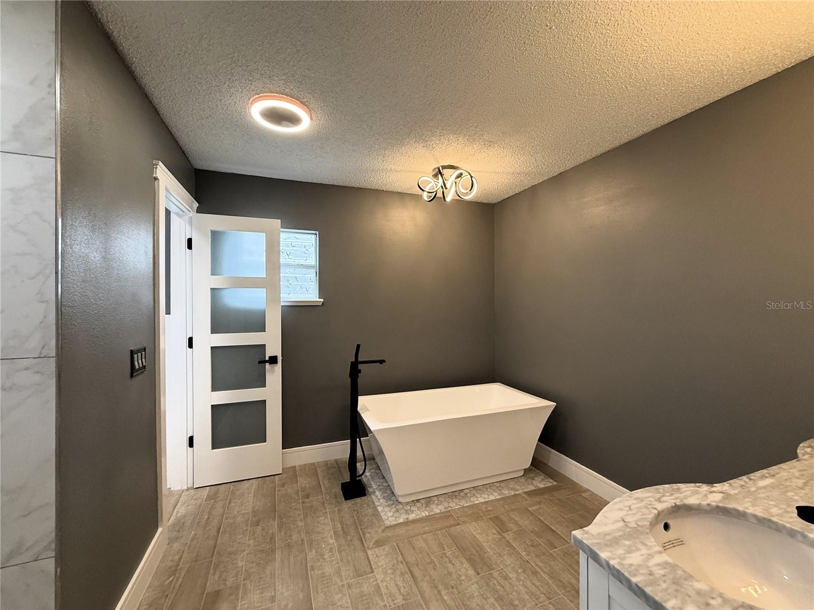 Image 51 of 64 For 6172 Raleigh Street