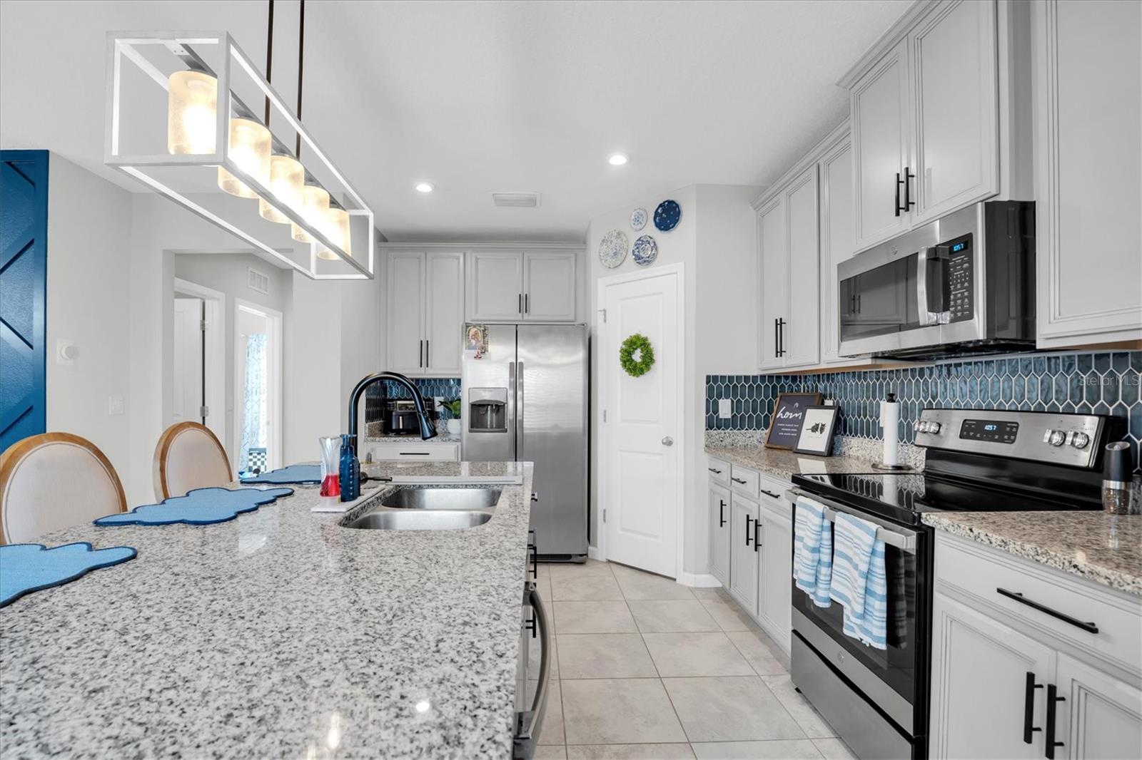 Image 11 of 29 For 10456 Red Tailed Hawk Lane