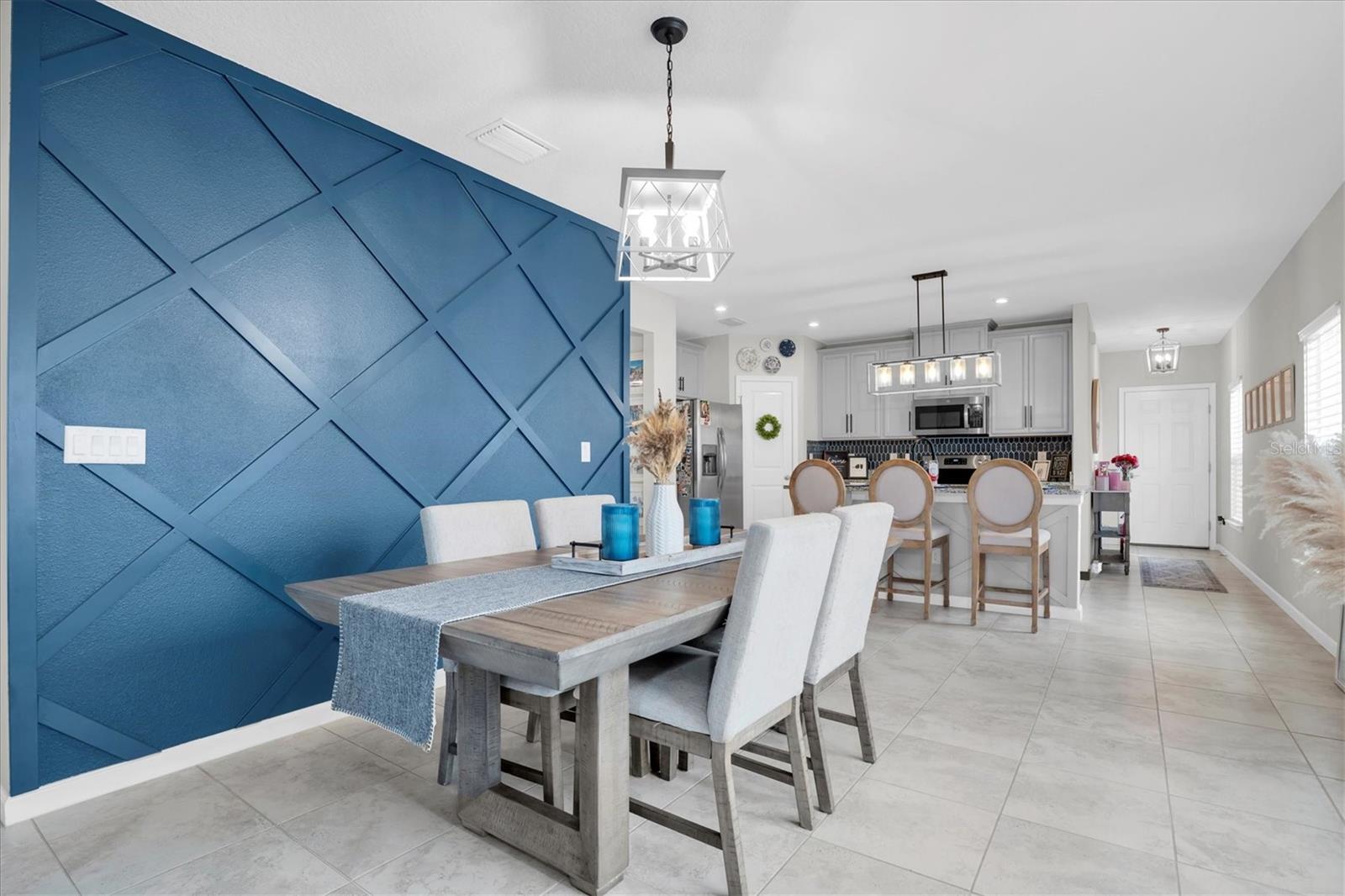 Image 8 of 29 For 10456 Red Tailed Hawk Lane