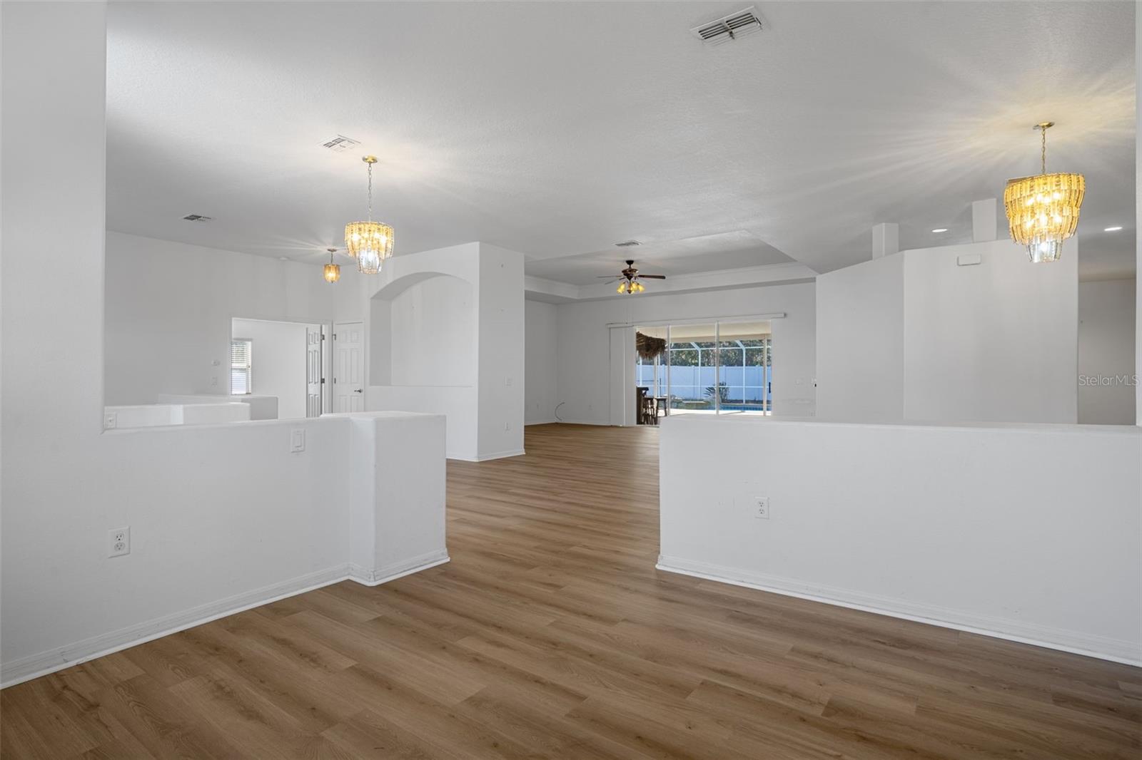 Image 13 of 79 For 7285 Nightwalker Road