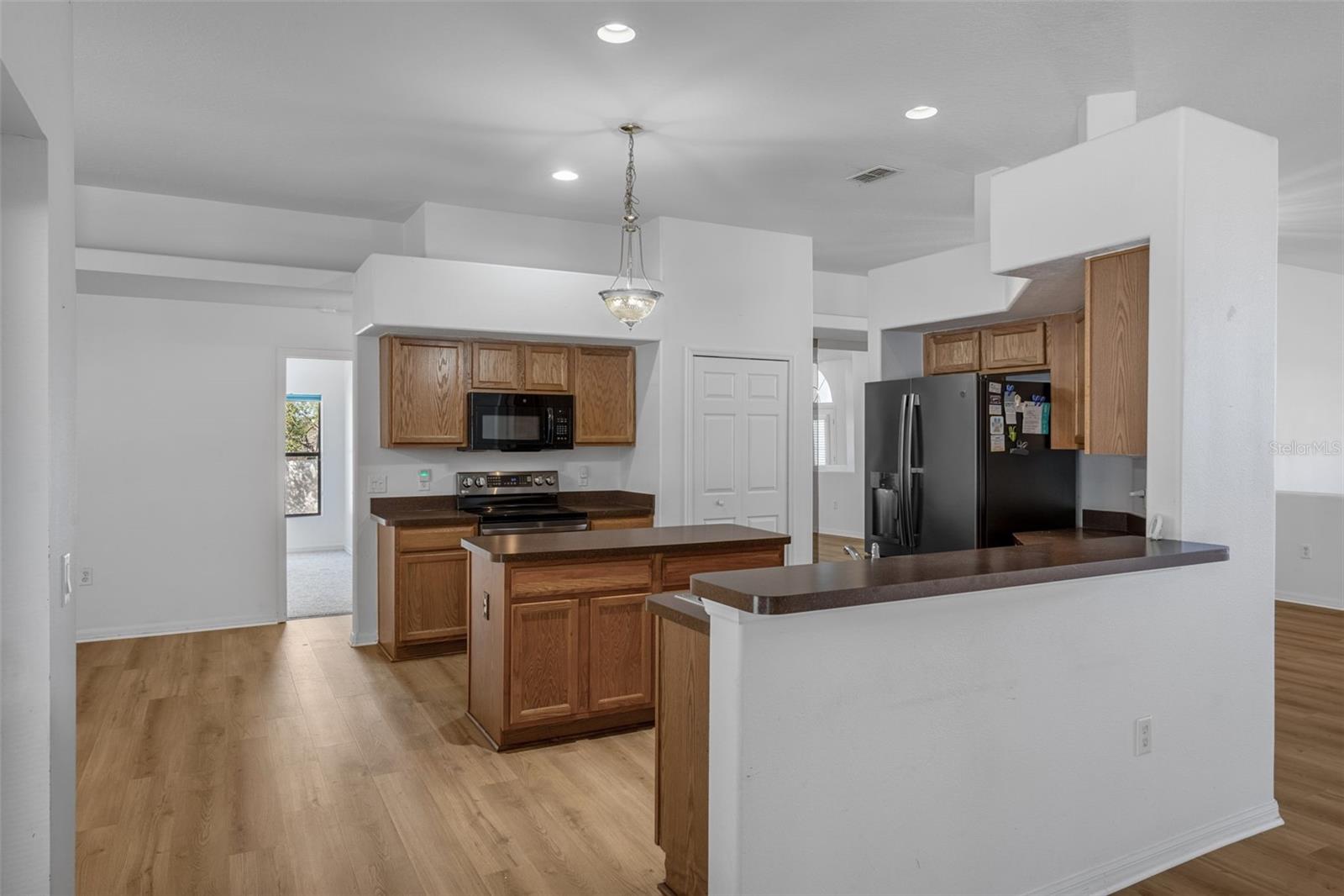 Image 23 of 79 For 7285 Nightwalker Road