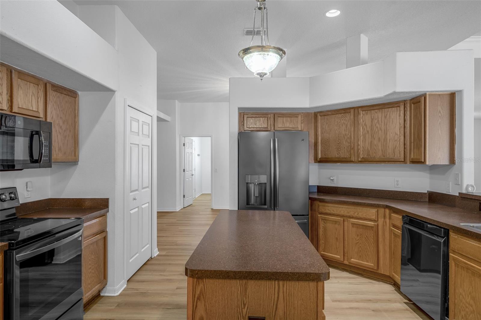 Image 25 of 79 For 7285 Nightwalker Road