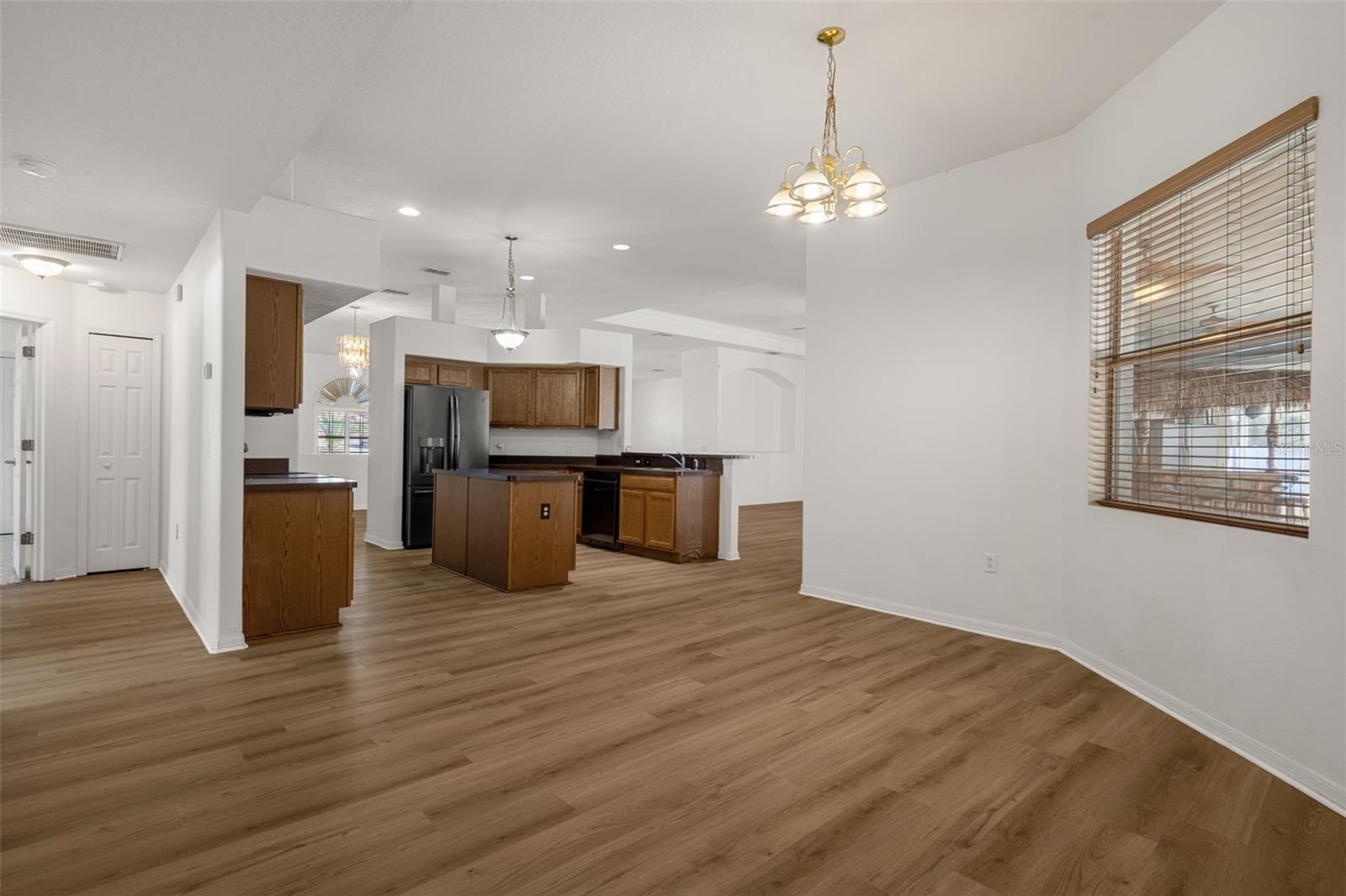 Image 32 of 79 For 7285 Nightwalker Road