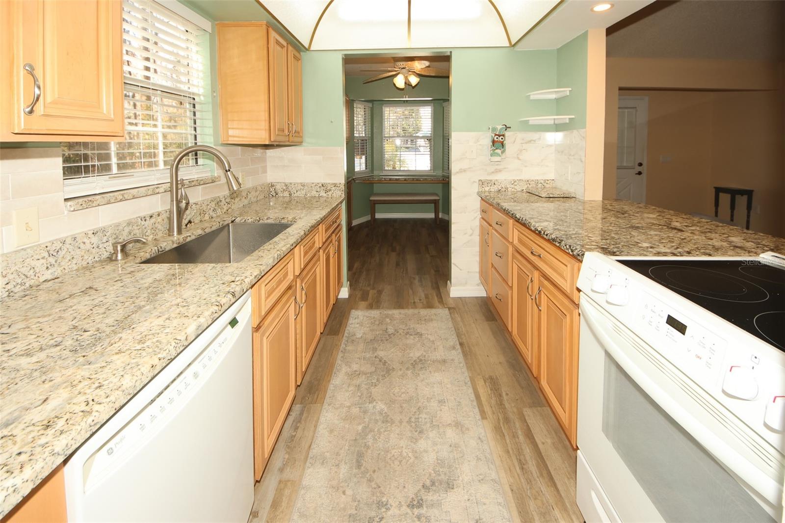 Image 10 of 34 For 12432 Knollbrook Lane