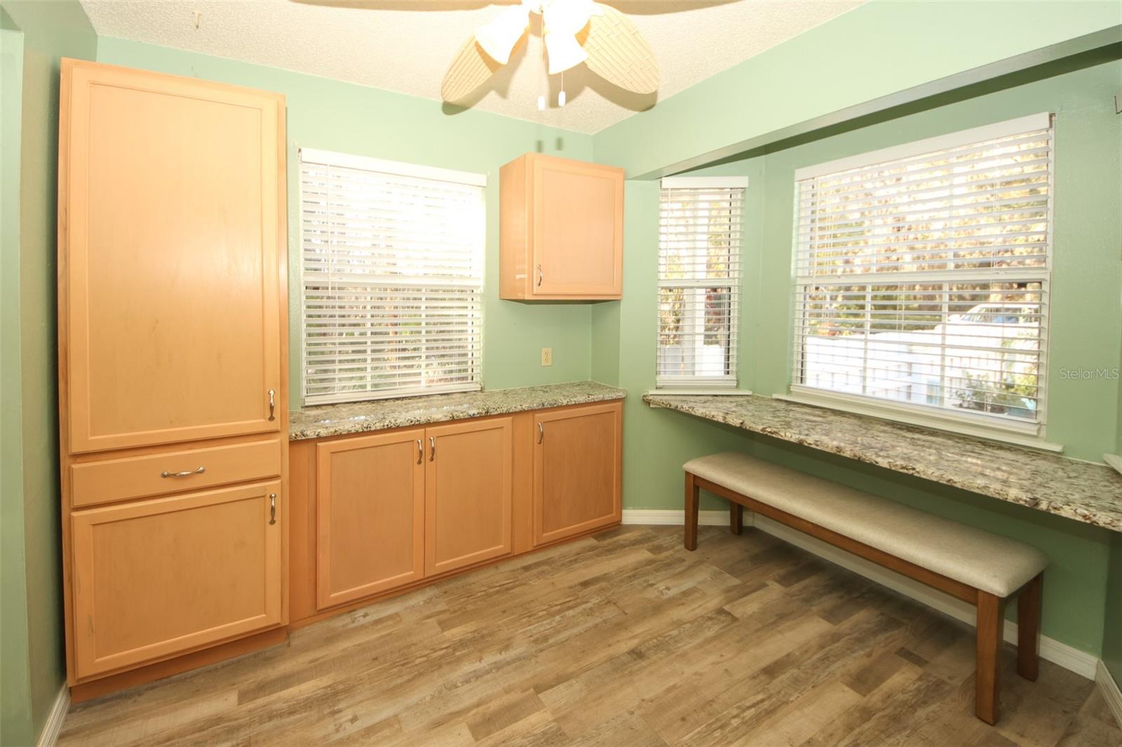 Image 8 of 34 For 12432 Knollbrook Lane