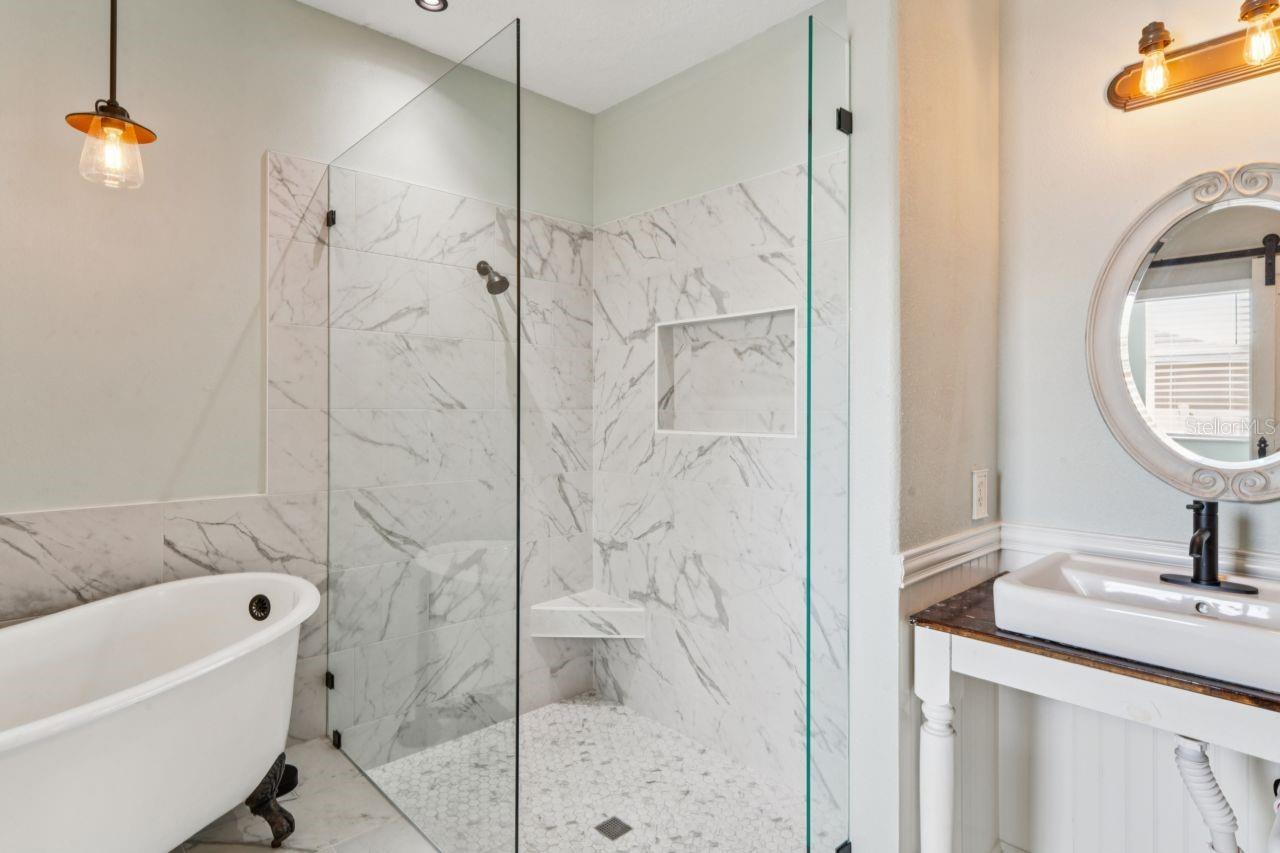 Image 14 of 87 For 4201 Canongate