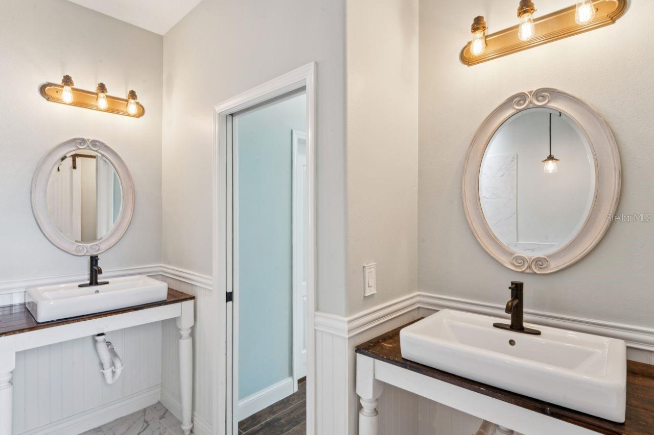 Image 15 of 87 For 4201 Canongate