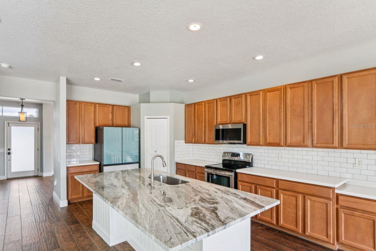 Image 23 of 87 For 4201 Canongate