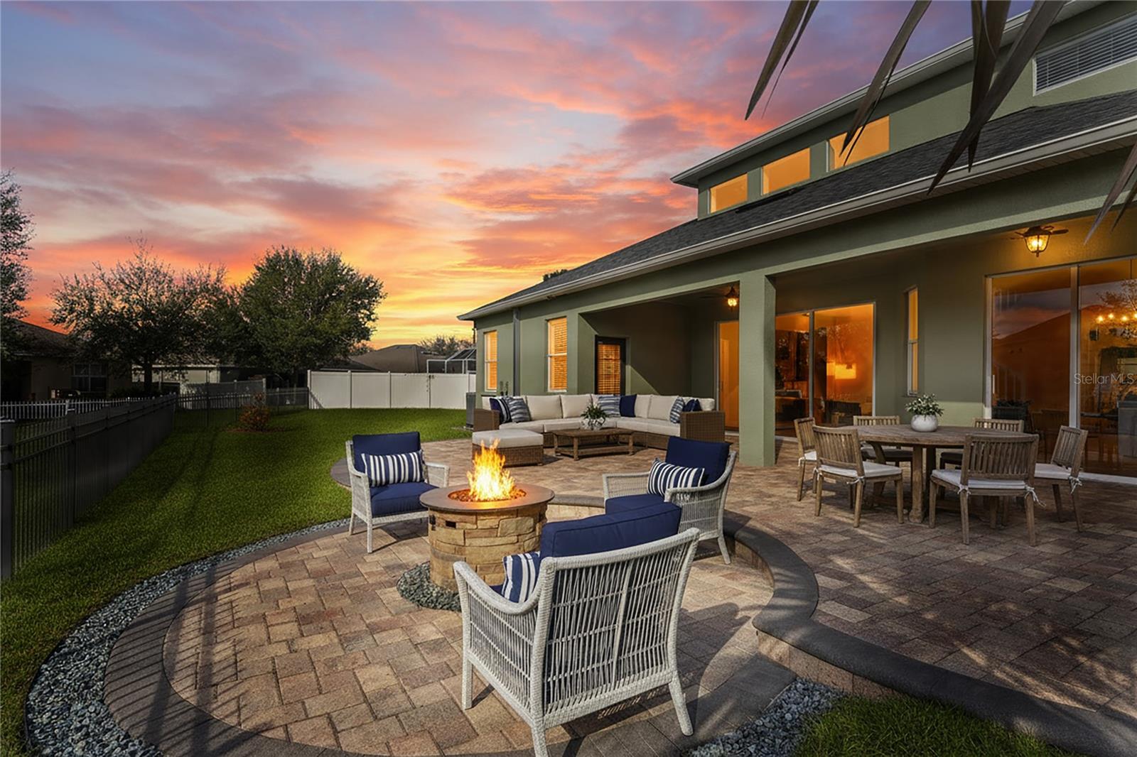 Image 3 of 87 For 4201 Canongate