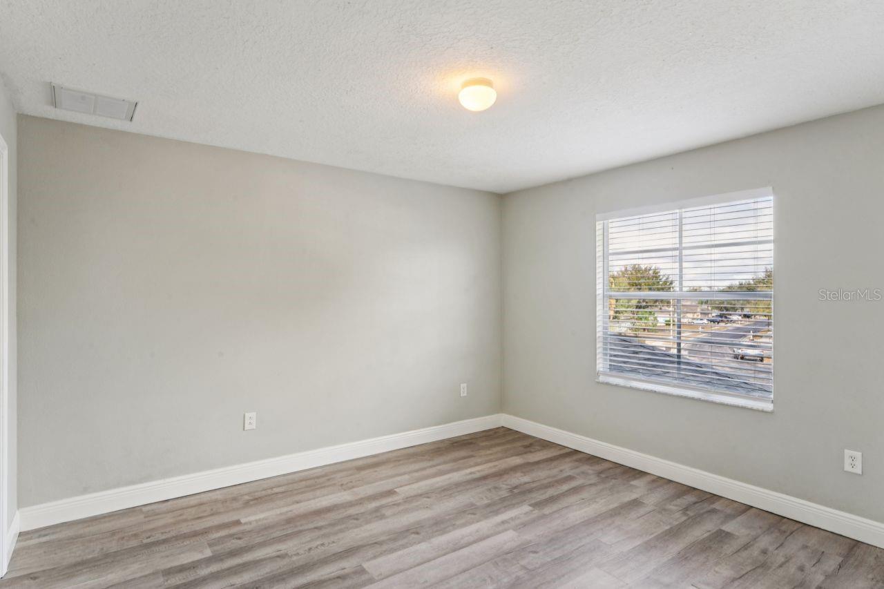 Image 53 of 87 For 4201 Canongate