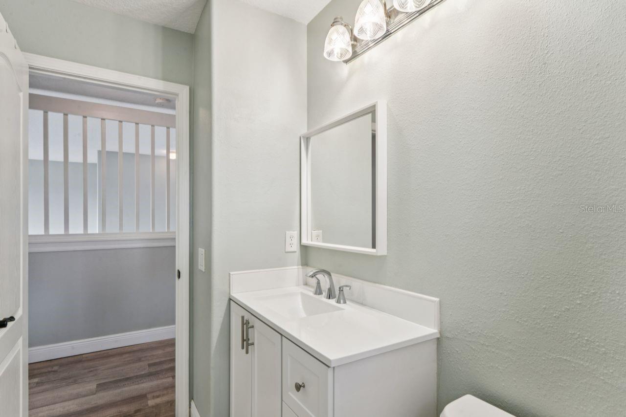 Image 62 of 87 For 4201 Canongate