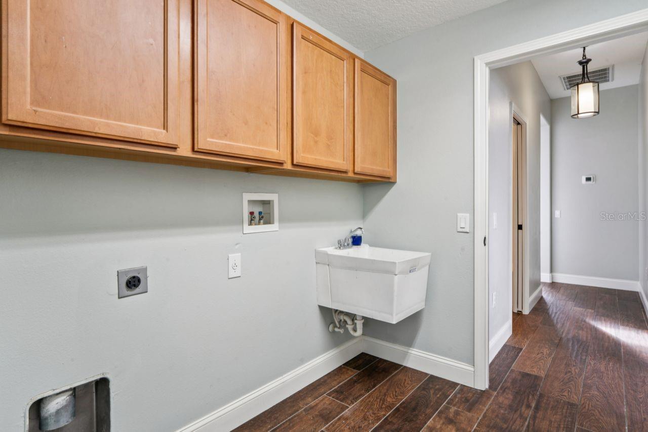 Image 75 of 87 For 4201 Canongate