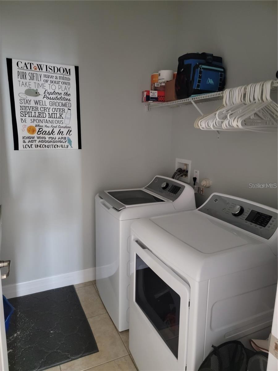 Listing photo id 6 for 4748 Wheel House Drive