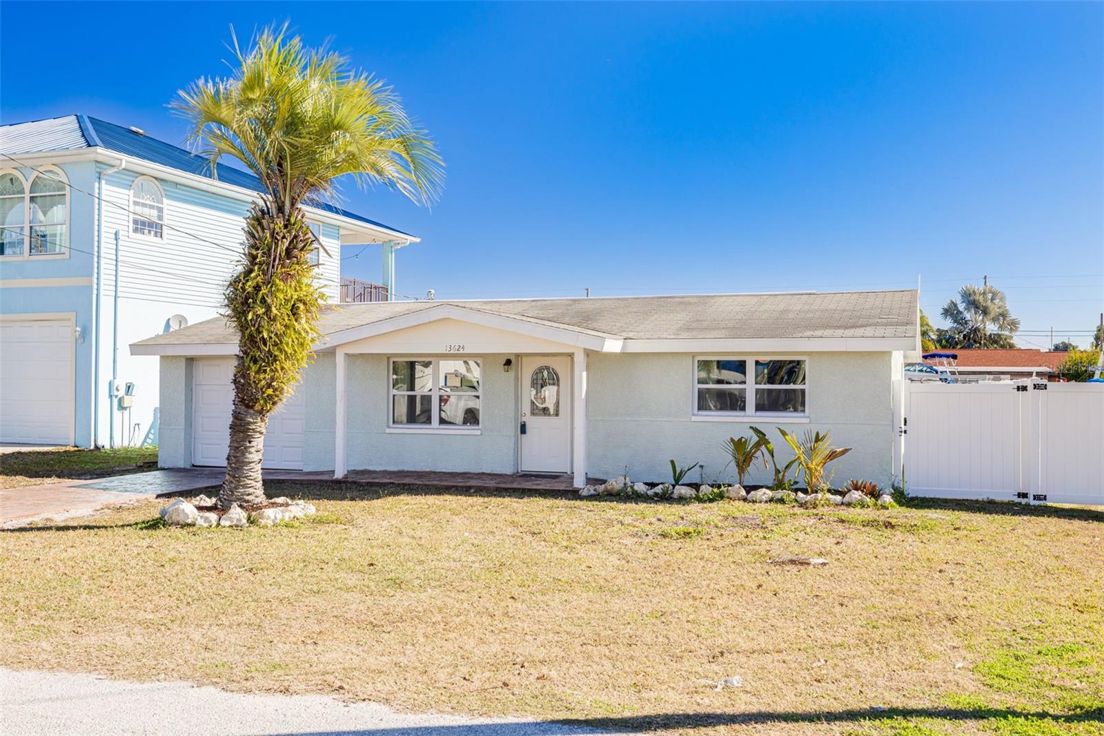 Image 23 of 33 For 13624 Britton Drive