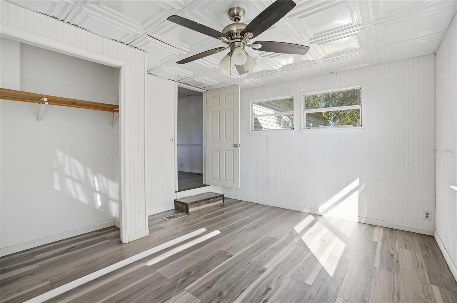 Image 12 of 32 For 9727 Lake Drive