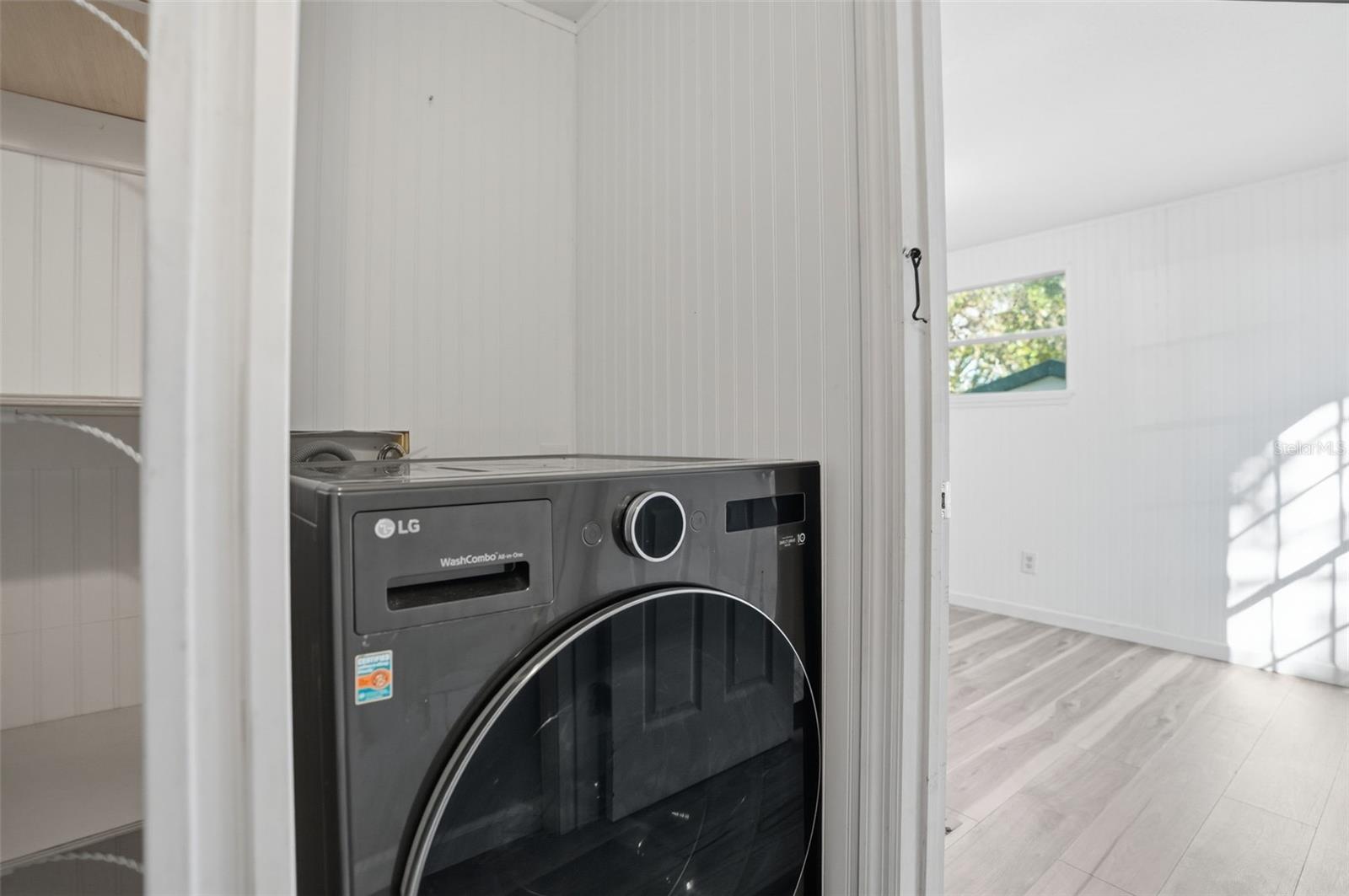 Image 18 of 32 For 9727 Lake Drive