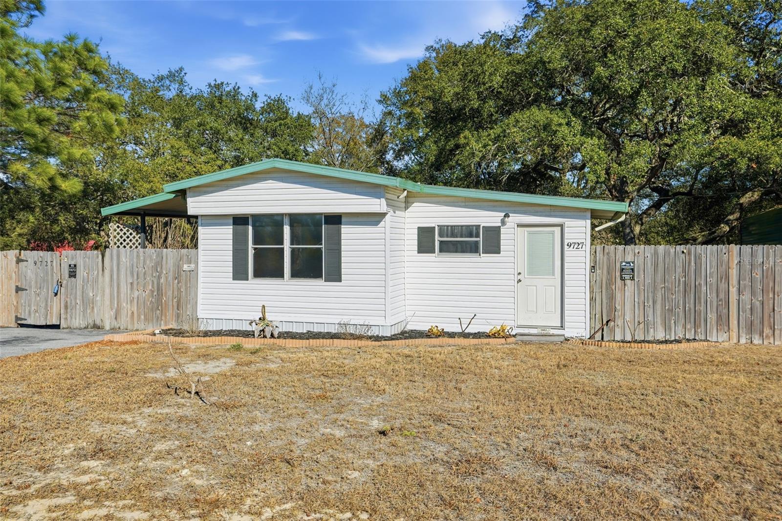 Image 19 of 32 For 9727 Lake Drive