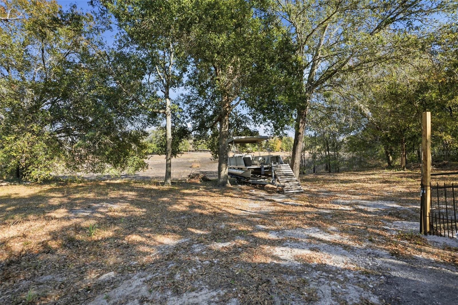 Image 22 of 32 For 9727 Lake Drive