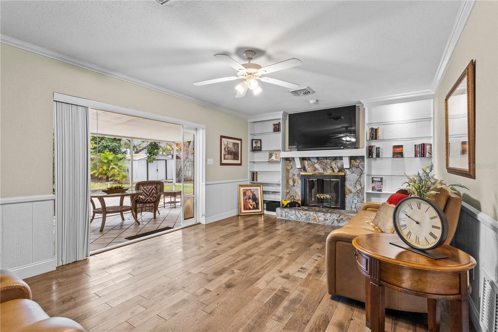 Image 20 of 69 For 1437 Glenview Road