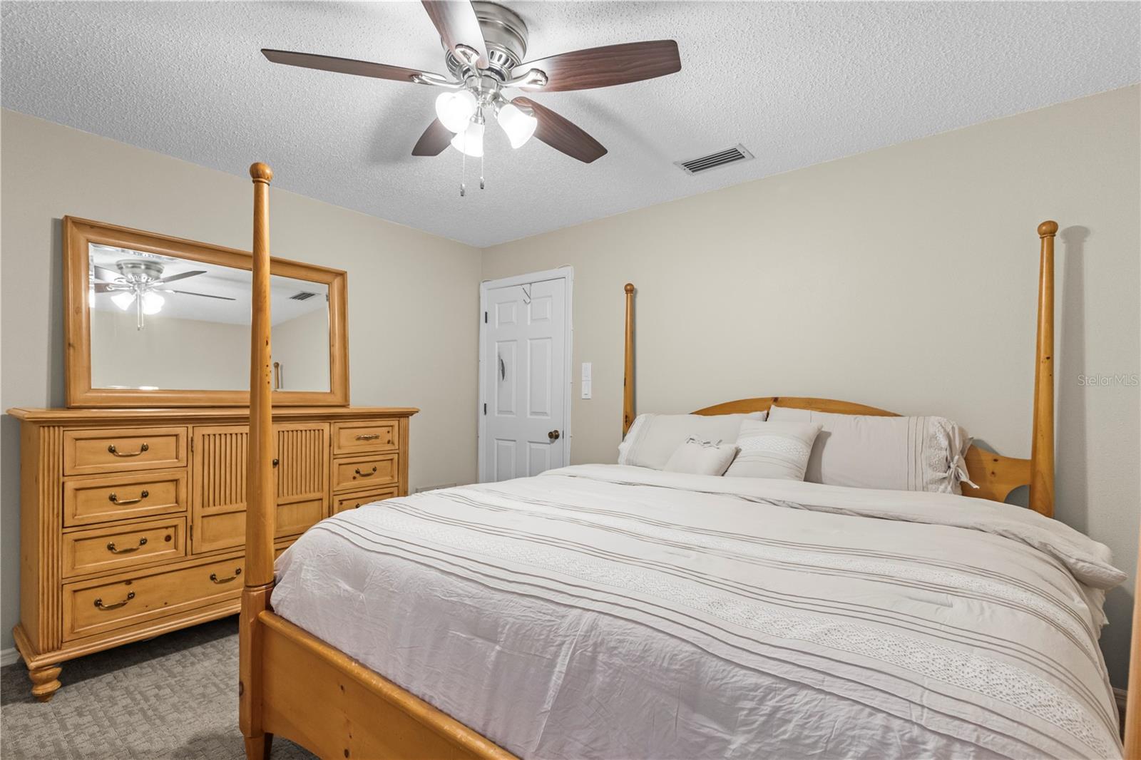 Image 29 of 69 For 1437 Glenview Road