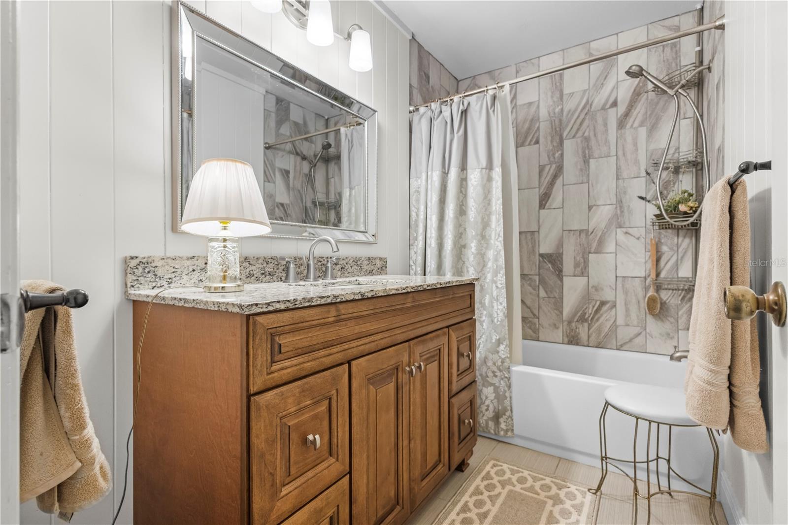 Image 30 of 69 For 1437 Glenview Road