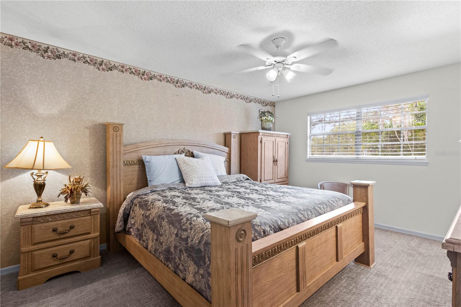 Image 36 of 69 For 1437 Glenview Road