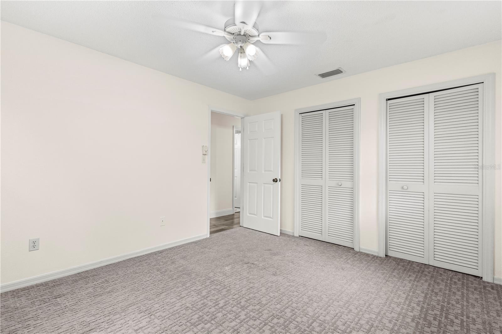 Image 40 of 69 For 1437 Glenview Road