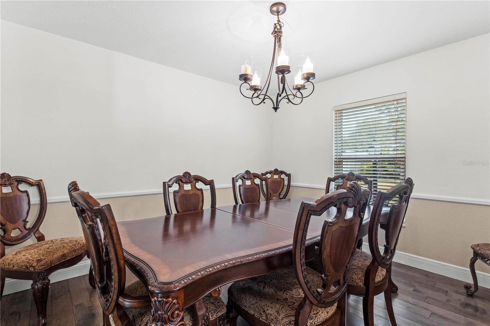 Image 6 of 69 For 1437 Glenview Road