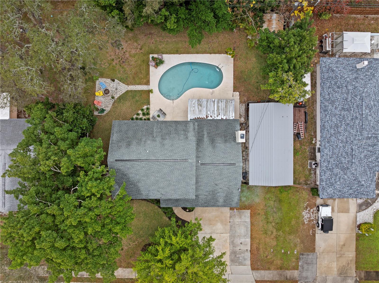 Image 64 of 69 For 1437 Glenview Road