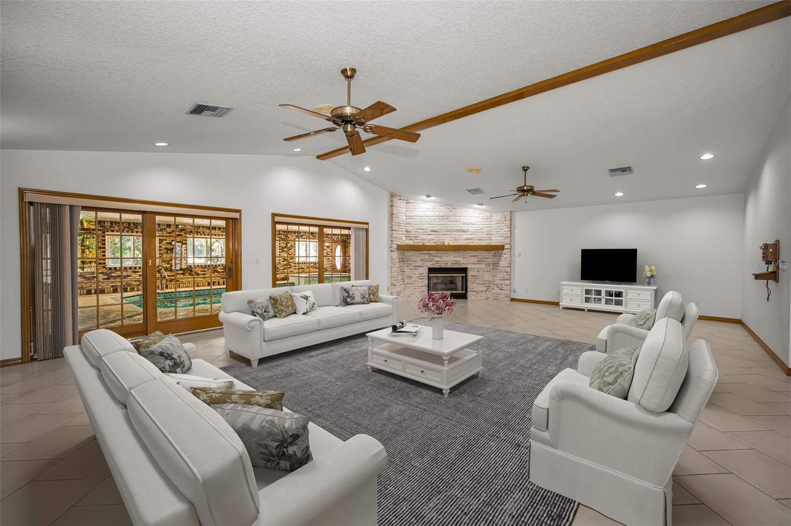 Image 12 of 79 For 5747 Fieldspring Avenue