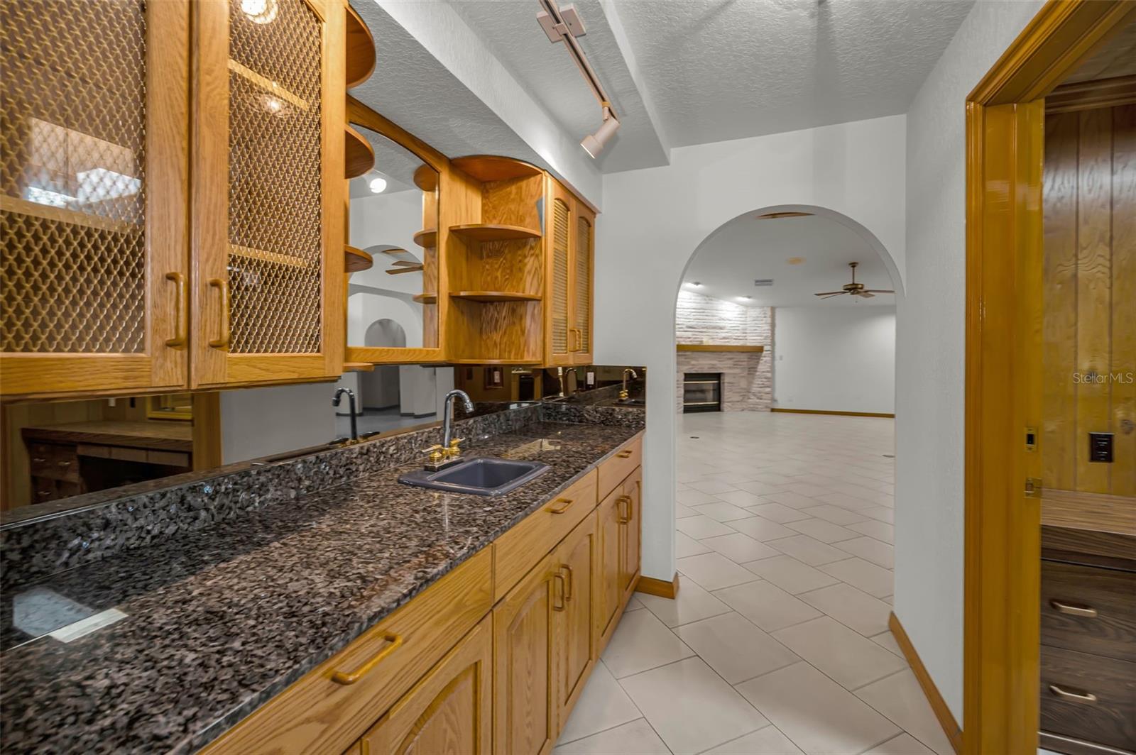 Image 19 of 79 For 5747 Fieldspring Avenue