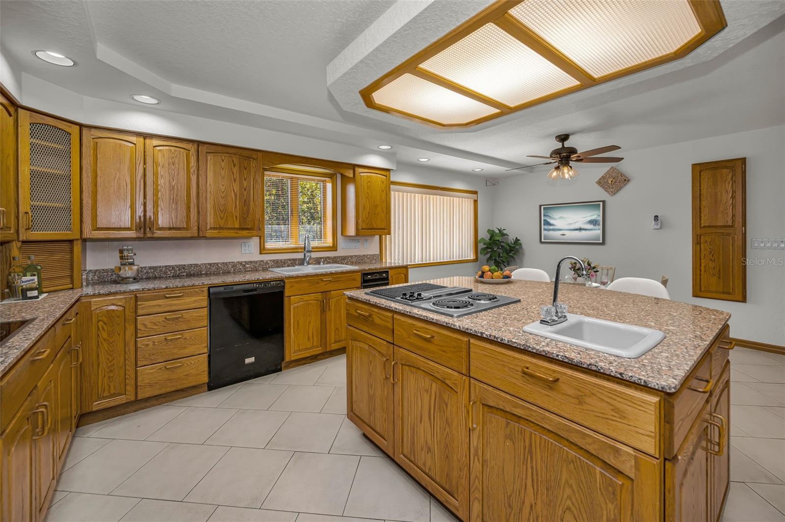 Image 24 of 79 For 5747 Fieldspring Avenue