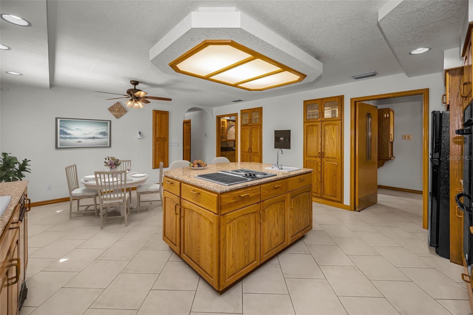 Image 25 of 79 For 5747 Fieldspring Avenue