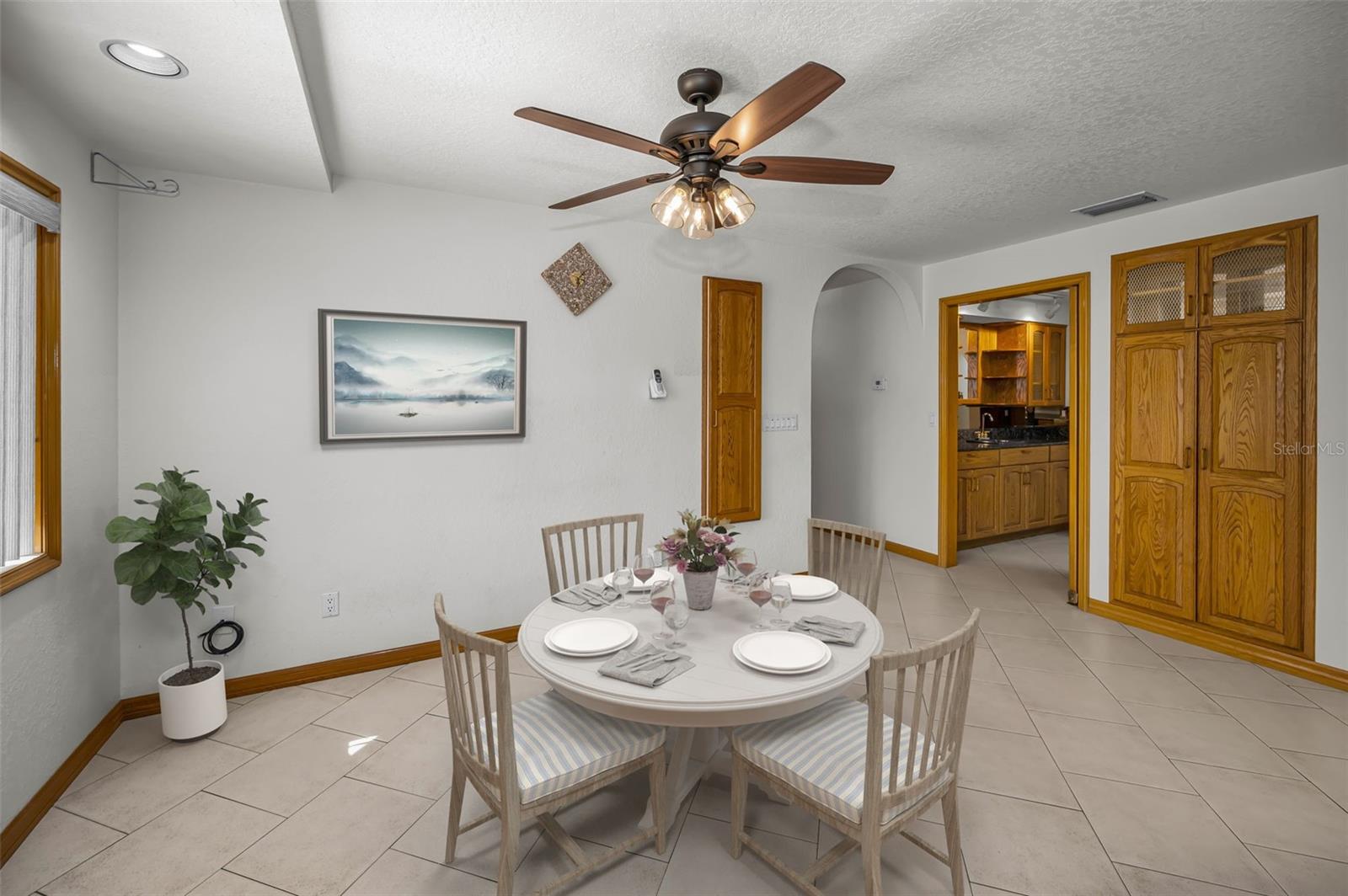 Image 26 of 79 For 5747 Fieldspring Avenue