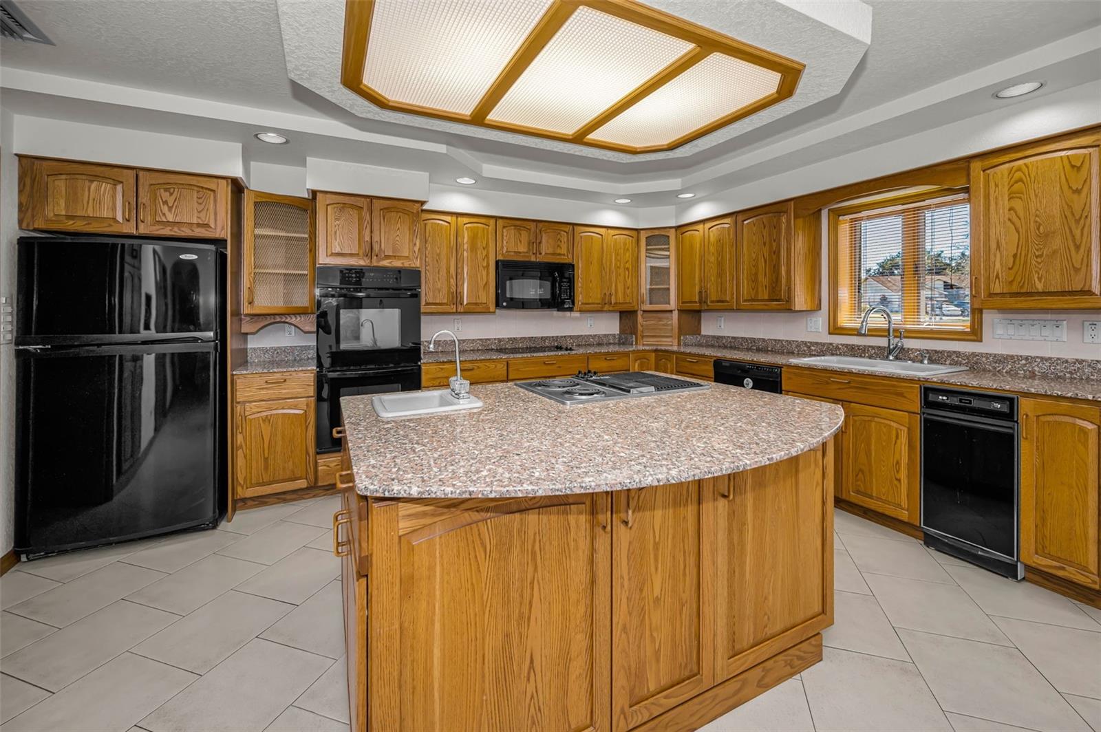 Image 34 of 79 For 5747 Fieldspring Avenue