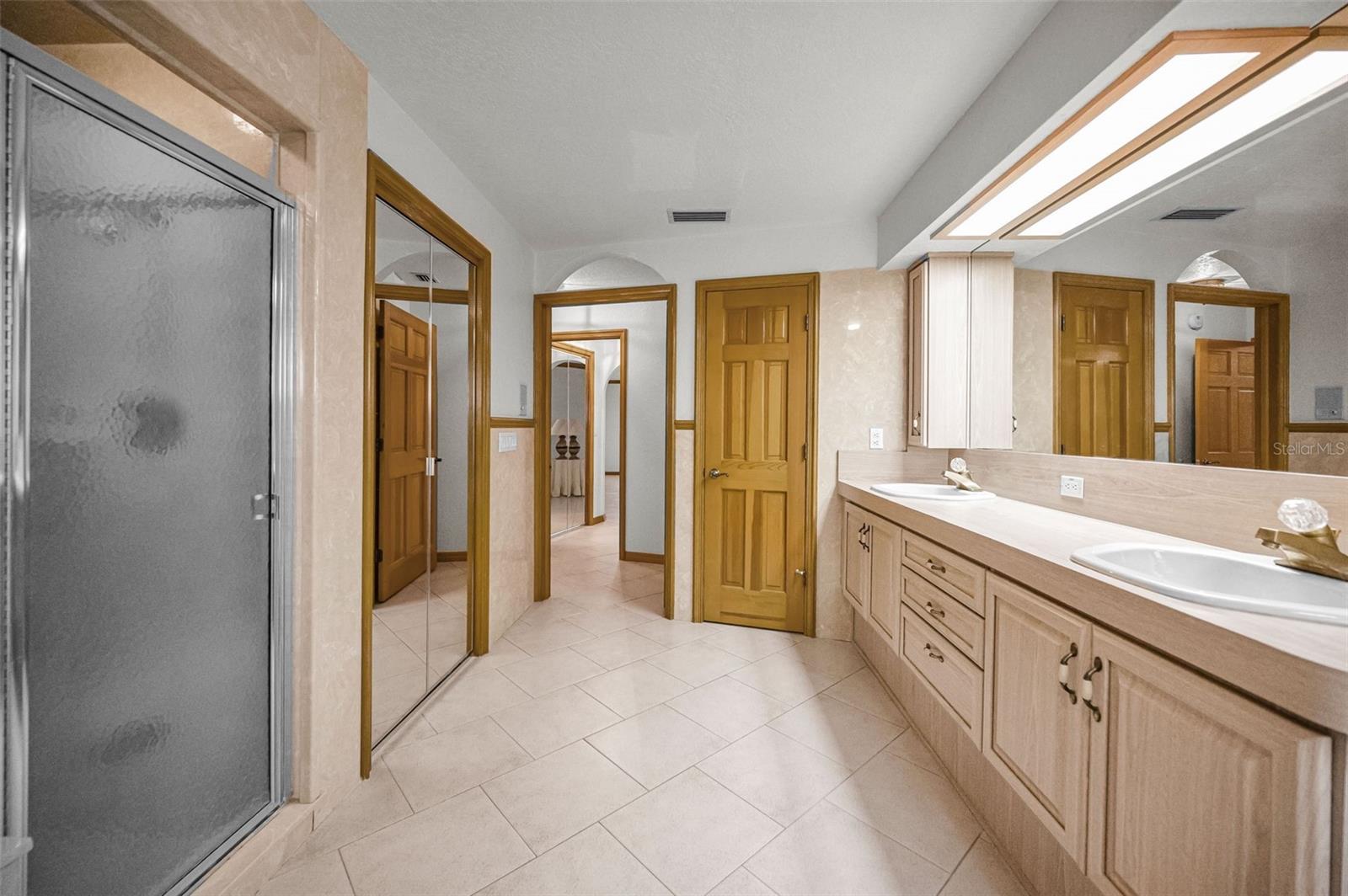 Image 42 of 79 For 5747 Fieldspring Avenue