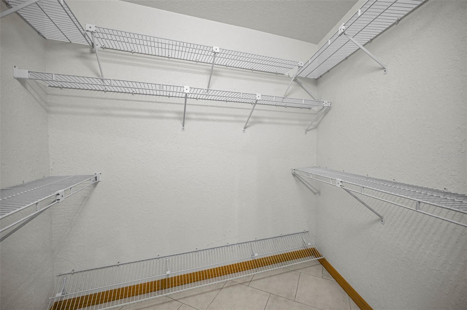 Image 43 of 79 For 5747 Fieldspring Avenue